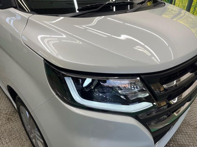 �yLED�w�b�h���C�g�z���V����ԑ��s�����ǍD�Ȏ��E���m�ۂ����S���ĉ^�]�ł��鍂�P�xLED�w�b�h���C�g�𑕔�!�_�����x�������A����d�͂��}�����Ă��܂��B