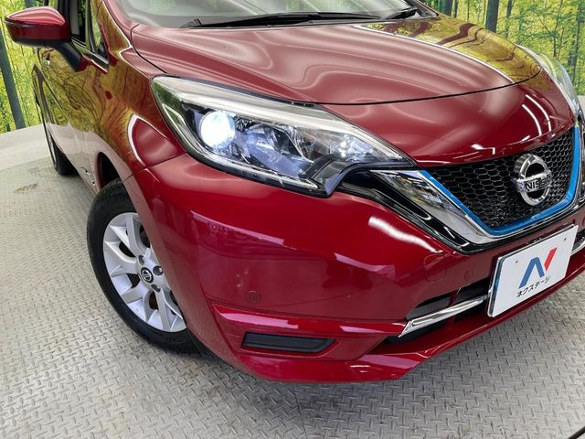 �yLED�w�b�h���C�g�z���V����ԑ��s�����ǍD�Ȏ��E���m�ۂ����S���ĉ^�]�ł��鍂�P�xLED�w�b�h���C�g�𑕔�!�_�����x�������A����d�͂��}�����Ă��܂��B