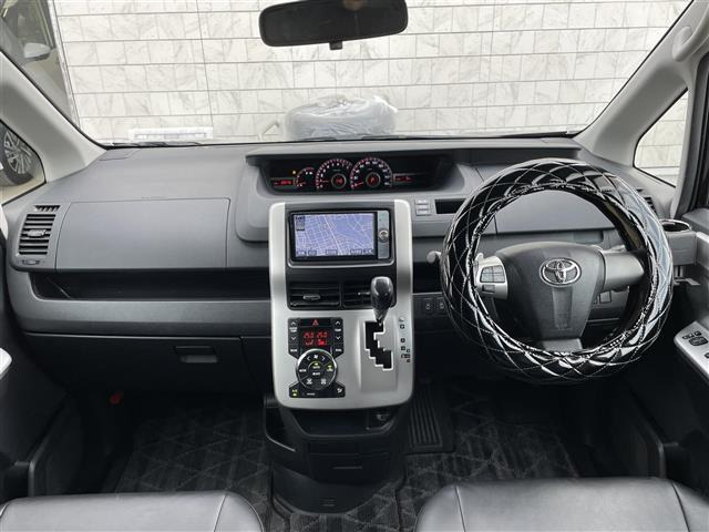 ヴォクシー2.0 ZS 煌