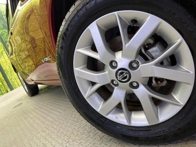 �y����15�C���`�A���~�z�C�[���z�O�ςɃ}�b�`���������A���~�z�C�[���𑕒����Ă���܂��B�e��ЊO�A���~�z�C�[����A�X�^�b�h���X�^�C�����戵�����Ă���܂��B���񂲑��k����������