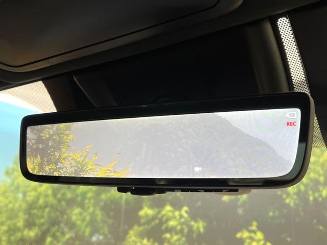 �y�f�W�^���C���i�[�~���[�z��Ȃ̑傫�ȉו��⓯��҂Ō�����m�F���Â炢���ł����S!�J�������B�e�����ԗ�����̉f�������[���~���[���ɕ\���B�N���A�Ȏ��E�ŏ󋵂̊m�F���\�ł�!