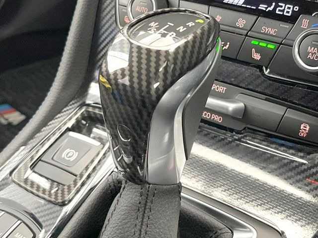 ��MT���[�h�t��AT:�ʏ�͎����ł����Ȃ���ϑ�(�M�A�`�F���W)���h���C�o�[�̑���ɂ���ĈӐ}�I�ɕς�����V�X�e���ł��B����w���i�̃h���C�u�����y���݂��������܂�!