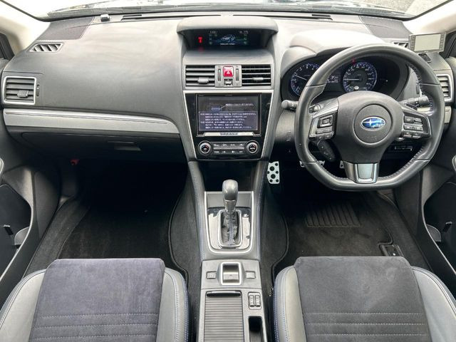 レヴォーグ2.0 GT アイサイト 4WD