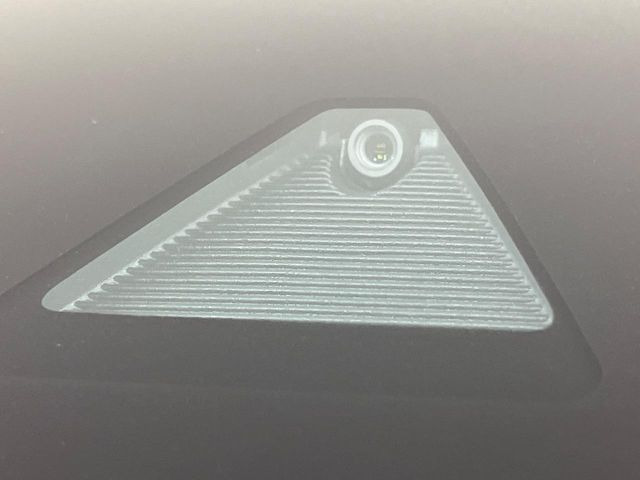 �y�X�}�[�g�V�e�B�u���[�L�T�|�[�g�z�ᑬ���s���ɑO���̎ԗ�����F�����A�Փ˂������Ȏ��͌x��ƃu���[�L�ŏՓˉ���Ɣ�Q�y�����A�V�X�g�B�����S�Ƀh���C�u�����y���݂��������܂��B