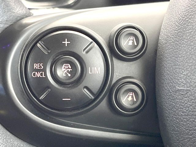 �����[�_�[�N���[�Y�R���g���[��:�O�̎ԂƂ̎Ԋԋ��������ɂƂ�A��葬�x�Ŏ������s���Ă���鎟����̃N���[�Y�R���g���[��!��ɍ������H�⎩���Ԑ�p���H�Ŏg�p����֗��ȋ@�\�ł�!