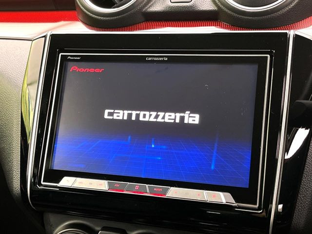 �y�i�r�Q�[�V�����z�g���₷���i�r�ŖړI�n�܂ł�������ē����Ă���܂��B�e��I�[�f�B�I�Đ��@�\���[�����Ă���A���Ԃ̉^�]������Ɋy�����Ȃ�܂�!!