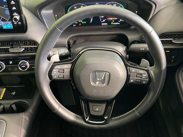 �y�����v�����X�e�A�����O�z�㎿�Ȋv���g�p���邱�ƂŁA��ɂ����������݂ƂĂ��^�]���₷���n���h���ł���