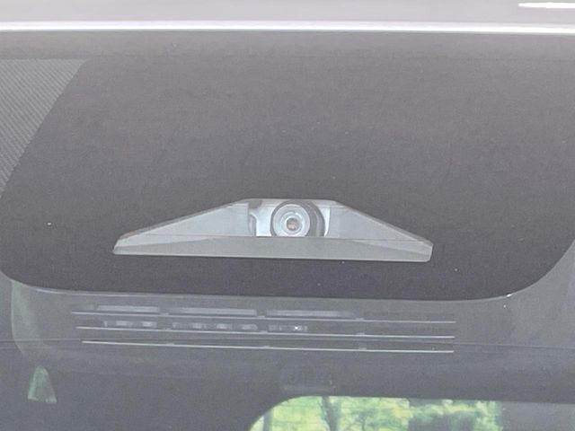 �y�g���^�Z�[�t�e�B�Z���X�z���s���ɑO���̎ԗ�����F�����A�Փ˂������Ȏ��͌x��ƃu���[�L�ŏՓˉ���Ɣ�Q�y�����A�V�X�g�B�����S�Ƀh���C�u�����y���݂��������܂��B