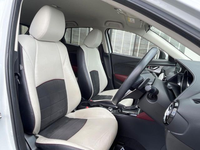 �y�n�[�t���U�[�V�[�g�z�������ƍ���S�n�𗼗������l�C�̃V�[�g���w�ʁE���ʂ̃t�@�u���b�N�f�ނ́A�ʋC���̗ǂ��⊊��ɂ����ɗD��Ă��܂��B�C���╞���ɍ��E���ꂸ���K�ɂ���肢�������܂��B