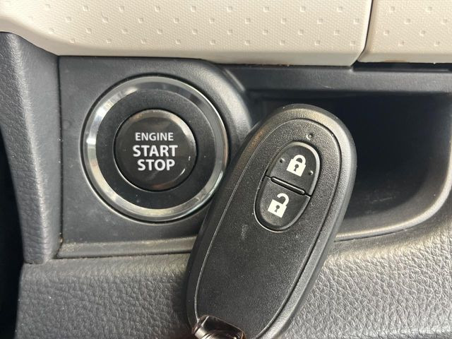 �y�L�[���X�X�^�[�g�V�X�e���z�J�o����|�P�b�g�ɓ��ꂽ�܂܂ł��h�A�̎{���E�������\�ȃX�}�[�g�L�[�𑕔��B�G���W���̃I���E�I�t�����J�M�����o���K�v����������Ƃ��Ă��֗��ł���