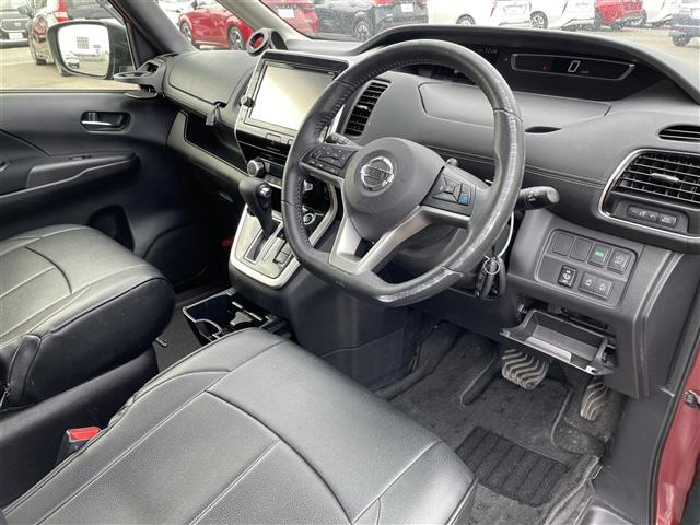 セレナ2.0 ハイウェイスター Vセレクション