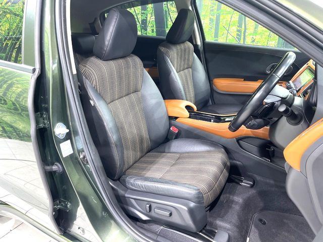 �y�n�[�t���U�[�V�[�g�z�������ƍ���S�n�𗼗������l�C�̃V�[�g���w�ʁE���ʂ̃t�@�u���b�N�f�ނ́A�ʋC���̗ǂ��⊊��ɂ����ɗD��Ă��܂��B�C���╞���ɍ��E���ꂸ���K�ɂ���肢�������܂��B