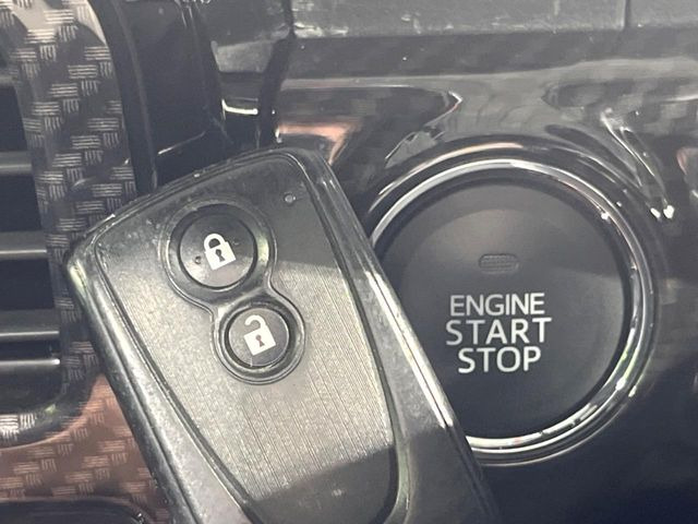 �y�L�[�t���[�V�X�e���z�J�o����|�P�b�g�ɓ��ꂽ�܂܂ł��h�A�̎{���E�������\�ȃX�}�[�g�L�[�𑕔��B�G���W���̃I���E�I�t�����J�M�����o���K�v����������Ƃ��Ă��֗��ł���