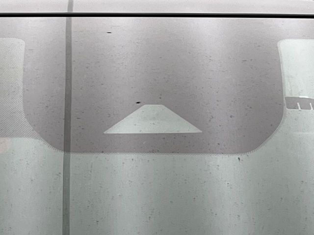 �y�C���e���W�F���g�G�}�[�W�F���V�[�u���[�L�z�t�����g�J�����őO���̎ԗ�����s�҂����m�B�Փ˂������Ȏ��͏Փ˔�Q�y���u���[�L���쓮�A�Փˉ�����T�|�[�g�B�����S�Ƀh���C�u�����y���݂��������܂��B