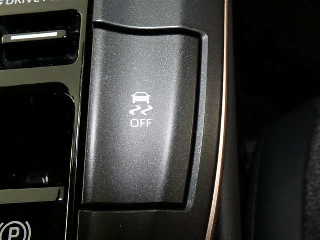 クラウンクロスオーバー2.5 G アドバンスト E-Four 4WD