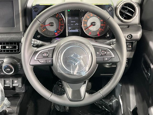 �y�X�e�A�����O�X�C�b�`�z�^�]���A�O������ڐ������炷���ƂȂ��A�I�[�f�B�I���̑��삪�\�ȕ֗��@�\!���S&���K�ȃh���C�u�����o���Ă���܂���