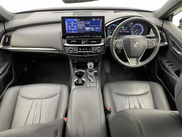 クラウンハイブリッド 3.5 RS アドバンス