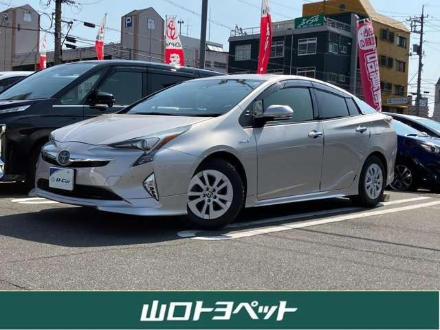 プリウス1.8 S セーフティ プラス