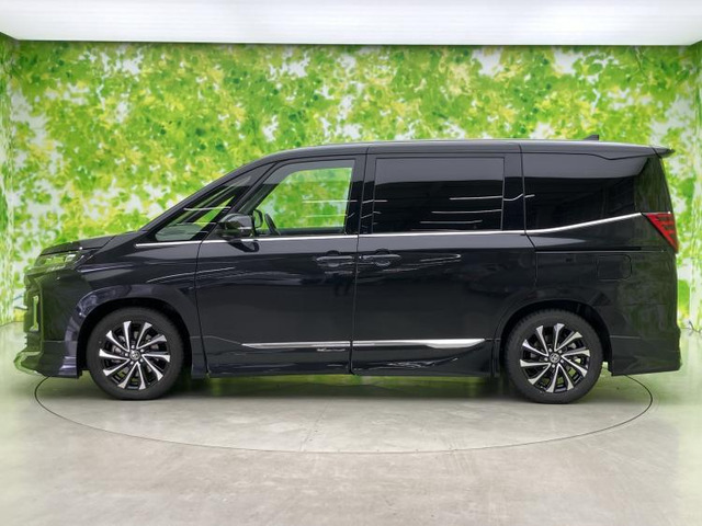 ノア1.8 ハイブリッド S-Z