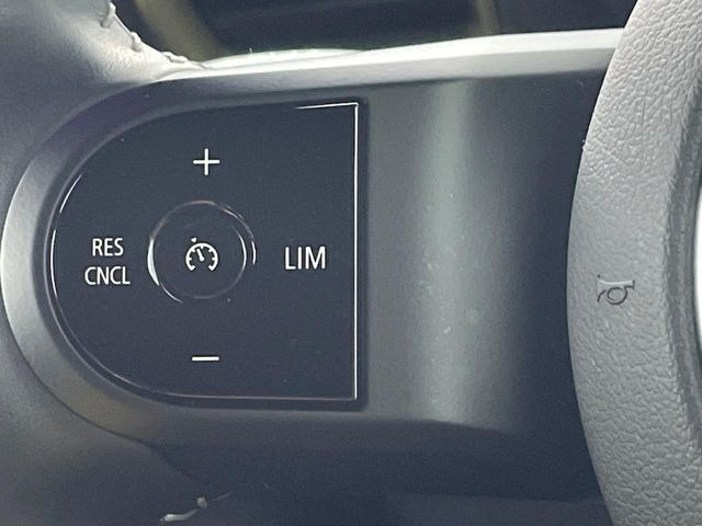 ���I�[�g�N���[�Y�R���g���[��:�������H�⎩���Ԑ�p���H���ɂāA�葬���q���\�ƂȂ�֗��ȋ@�\�ł��B�������ړ��̍ۂł����ɂ����֗��ɂ��g�����������܂���