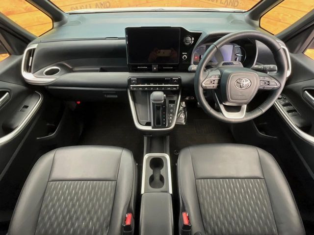 ノア1.8 ハイブリッド S-Z