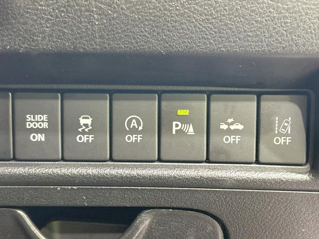 �y�X�Y�L �Z�[�t�e�B�T�|�[�g�z���s���ɑO���̎ԗ�����F�����A�Փ˂������Ȏ��͌x��ƃu���[�L�ŏՓˉ���Ɣ�Q�y�����A�V�X�g�B�����S�Ƀh���C�u�����y���݂��������܂��B