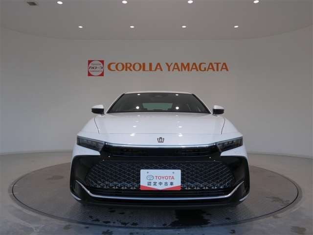 クラウンクロスオーバー2.5 G アドバンスト レザー パッケージ E-Four 4WD