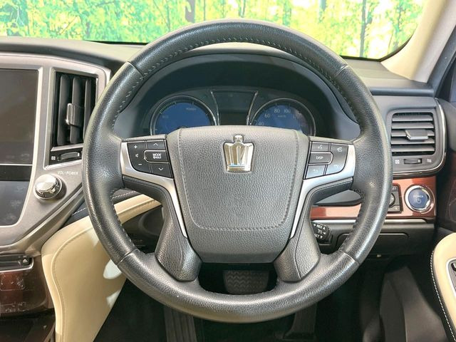 �y�����v�����X�e�A�����O�z�㎿�Ȋv���g�p���邱�ƂŁA��ɂ����������݂ƂĂ��^�]���₷���n���h���ł���