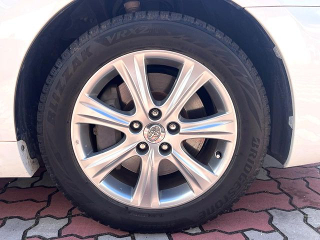 �y����17�C���`�A���~�z�C�[���z�O�ςɃ}�b�`���������A���~�z�C�[���𑕒����Ă���܂��B�e��ЊO�A���~�z�C�[����A�X�^�b�h���X�^�C�����戵�����Ă���܂��B���񂲑��k����������