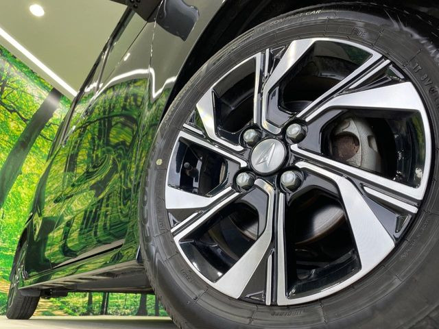 �y����14�C���`�A���~�z�C�[���z�O�ςɃ}�b�`���������A���~�z�C�[���𑕒����Ă���܂��B�e��ЊO�A���~�z�C�[����A�X�^�b�h���X�^�C�����戵�����Ă���܂��B���񂲑��k����������