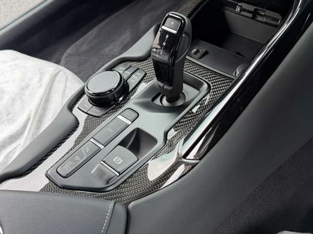 JBL�v���~�A���T�E���h�E�J�[�{���C���e���A�p�l���EETC�B