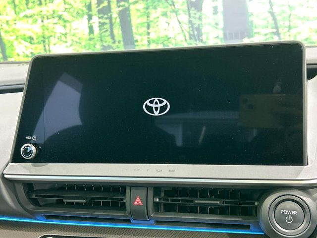 �y�����i�r�z�l�C�̏����i�r�𑕔����Ă���܂��B�i�r�̎g���₷���͂������A�I�[�f�B�I�@�\���[��!�L�����v�◷�s�͂������A�ʋ΂┃�����ȂǕ��i�̃h���C�u���y�����Ȃ�͂���