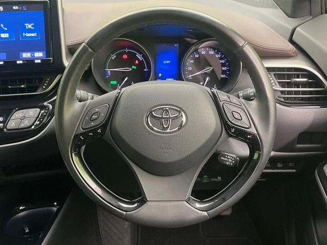 �y�����v�����X�e�A�����O�z�㎿�Ȋv���g�p���邱�ƂŁA��ɂ����������݂ƂĂ��^�]���₷���n���h���ł���