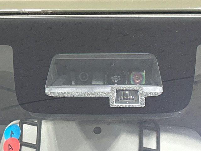 �y�X�Y�L �Z�[�t�e�B�T�|�[�g�z���s���ɑO���̎ԗ�����F�����A�Փ˂������Ȏ��͌x��ƃu���[�L�ŏՓˉ���Ɣ�Q�y�����A�V�X�g�B�����S�Ƀh���C�u�����y���݂��������܂��B