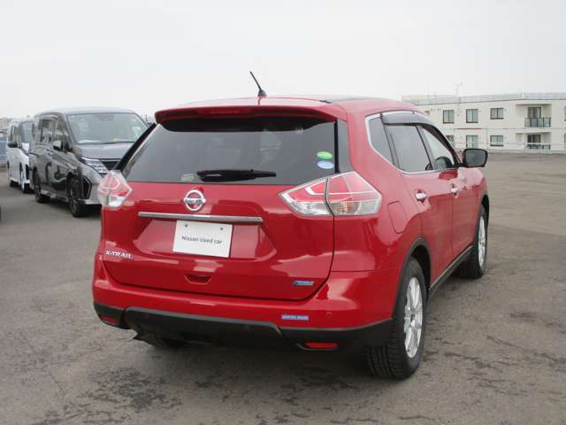 エクストレイル2.0 20Xtt エマージェンシーブレーキパッケージ 4WD 3列車