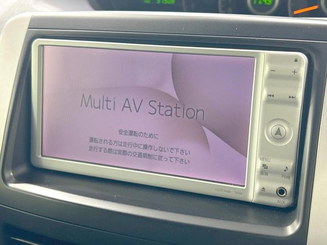 �y�����i�r�z�l�C�̏����i�r�𑕔����Ă���܂��B�i�r�̎g���₷���͂������A�I�[�f�B�I�@�\���[��!�L�����v�◷�s�͂������A�ʋ΂┃�����ȂǕ��i�̃h���C�u���y�����Ȃ�͂���