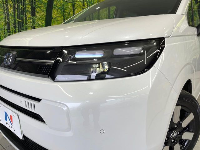 �yLED�w�b�h���C�g�z���V����ԑ��s�����ǍD�Ȏ��E���m�ۂ����S���ĉ^�]�ł��鍂�P�xLED�w�b�h���C�g�𑕔�!�_�����x�������A����d�͂��}�����Ă��܂��B