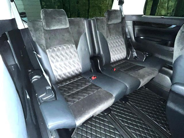 3��ڃV�[�g�͂�������ԗǍD����l�ł��������ƍ����Ē����܂��̂ŁA��l���ł̂��o���������N���N�ł��􂲉Ƒ��ŁA�C�̒m�ꂽ���ԂŁA�h���C�u�ɍs���̂��y���݂ł��ˁ�