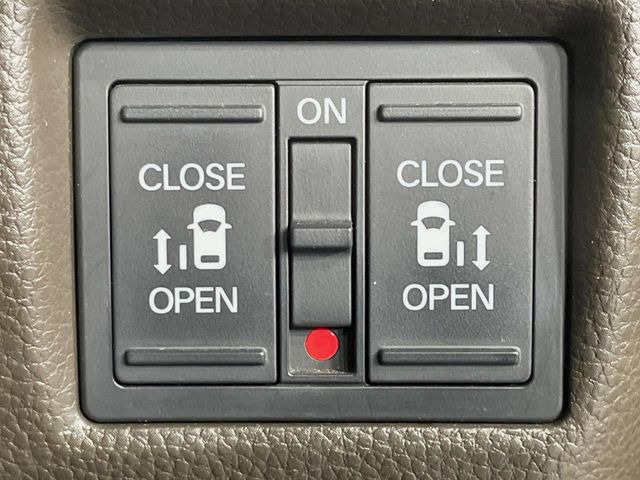 �y�����p���[�X���C�h�h�A�z�X�}�[�g�L�[��^�]�Ȃ̃X�C�b�`�Ō�ȗ����X���C�h�h�A�̊J���\���d��������͂����ăh�A���J����K�v�������A�����Ȃ��q�l�ł��ȒP�ɊJ���߂ł����K�ł���