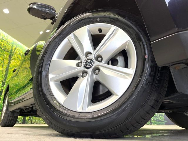 �y����17�C���`�A���~�z�C�[���z�O�ςɃ}�b�`���������A���~�z�C�[���𑕒����Ă���܂��B�e��ЊO�A���~�z�C�[����A�X�^�b�h���X�^�C�����戵�����Ă���܂��B���񂲑��k����������