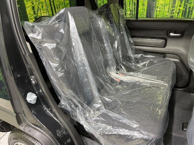 ���i���ȃI���W�i���t���A�}�b�g���I�v�V�����ɂĂ��p�ӂ��Ă���܂��B���D���ȃf�U�C����J���[�����Ԃɍ��킹�đI��ł����������Ƃ��ł��܂���