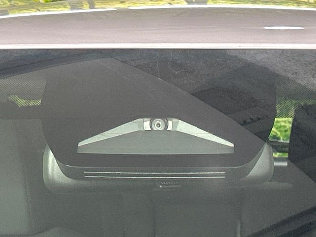 �y�g���^�Z�[�t�e�B�Z���X�z���s���ɑO���̎ԗ�����F�����A�Փ˂������Ȏ��͌x��ƃu���[�L�ŏՓˉ���Ɣ�Q�y�����A�V�X�g�B�����S�Ƀh���C�u�����y���݂��������܂��B