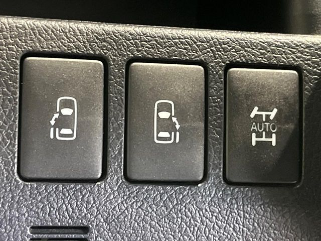 �y�����p���[�X���C�h�h�A�z�X�}�[�g�L�[��^�]�Ȃ̃X�C�b�`�Ō�ȗ����X���C�h�h�A�̊J���\���d��������͂����ăh�A���J����K�v�������A�����Ȃ��q�l�ł��ȒP�ɊJ���߂ł����K�ł���