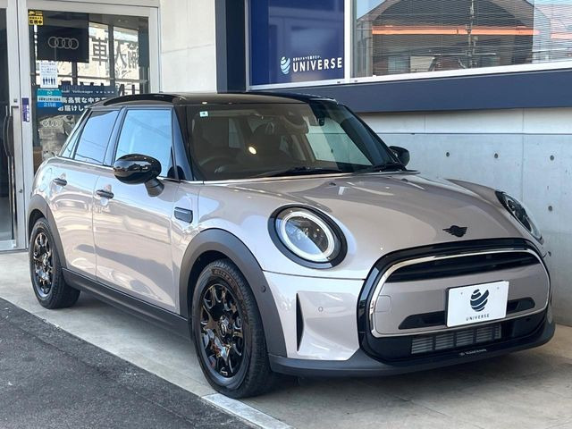 �������t�т̕ۏ؂̑��A���S�̍Œ�3�N�E���s�������ۏ�(�L��)�����p�ӁB�A���Ԃ����S���Ă��y���݂���������l�A�ۏؓ��e���[���͂������A�����_��&�I�C�������⃍�[�h�T�[�r�X���t�т��Ă���܂��B