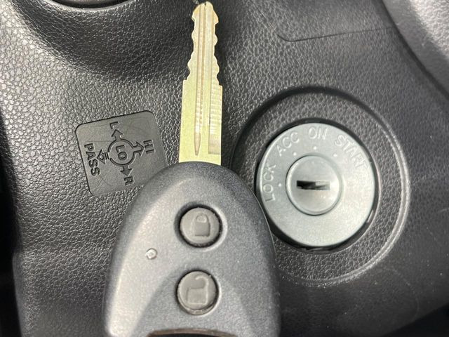 �y�L�[���X�z�������ꂽ�ꏊ����ł��{�^����Ńh�A�̊J���E�{�����ł���̂łƂ��Ă��֗�!�h�A�̌�������ɏ������邱�Ƃ�����܂����