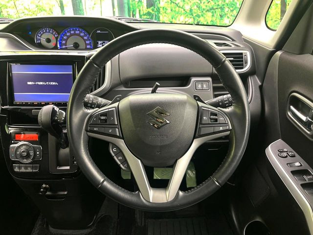 �y�����v�����X�e�A�����O�z�㎿�Ȋv���g�p���邱�ƂŁA��ɂ����������݂ƂĂ��^�]���₷���n���h���ł���