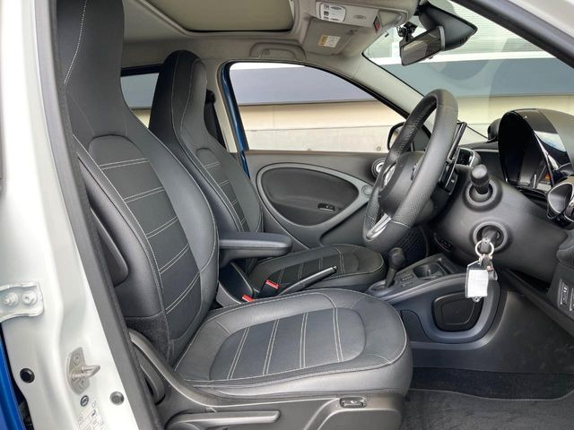 ���V�[�g�̎g�p��:�j��E�ւ�������Ȃ��A�����̒ʂ肫�ꂢ�ȏ�Ԃ��ێ����Ă���܂��B�܂��A�����N���[�j���O�E�R�[�e�B���O�����p�����������܂��B