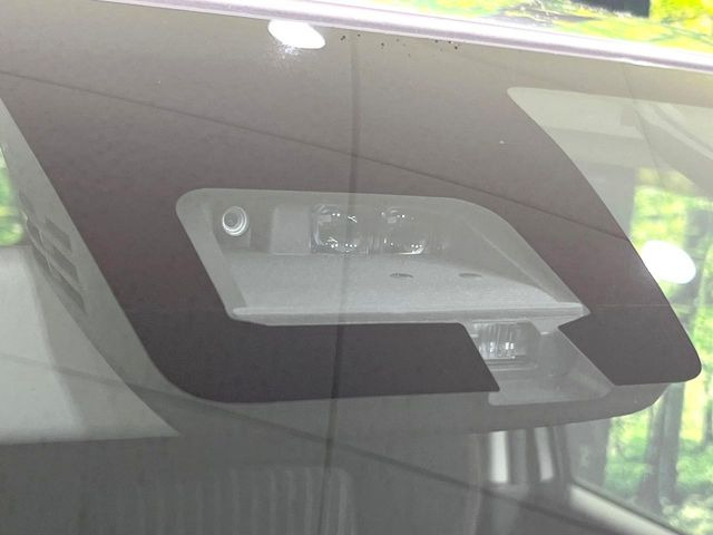 �y�X�Y�L �Z�[�t�e�B�T�|�[�g�z���s���ɑO���̎ԗ�����F�����A�Փ˂������Ȏ��͌x��ƃu���[�L�ŏՓˉ���Ɣ�Q�y�����A�V�X�g�B�����S�Ƀh���C�u�����y���݂��������܂��B