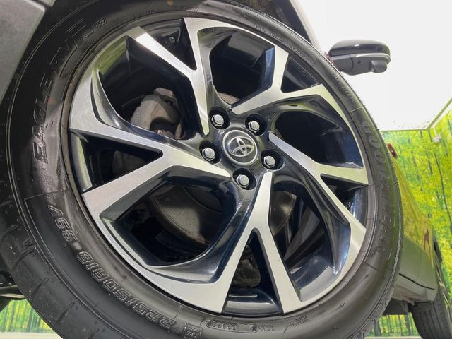 �y����18�C���`�A���~�z�C�[���z�O�ςɃ}�b�`���������A���~�z�C�[���𑕒����Ă���܂��B�e��ЊO�A���~�z�C�[����A�X�^�b�h���X�^�C�����戵�����Ă���܂��B���񂲑��k����������