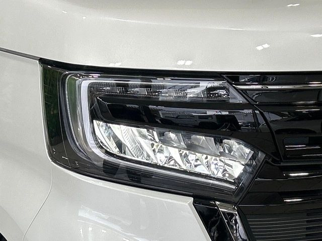 �yLED�w�b�h���C�g�z���V����ԑ��s�����ǍD�Ȏ��E���m�ۂ����S���ĉ^�]�ł��鍂�P�xLED�w�b�h���C�g�𑕔�!�_�����x�������A����d�͂��}�����Ă��܂��B